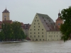 Blick von der Eisernen Brücke zur Wurstkuchl