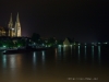 Blick von der Eisernen Brücke bei Nacht