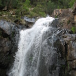 Zweite Felsstufe oberhalb des unteren Wasserfalls