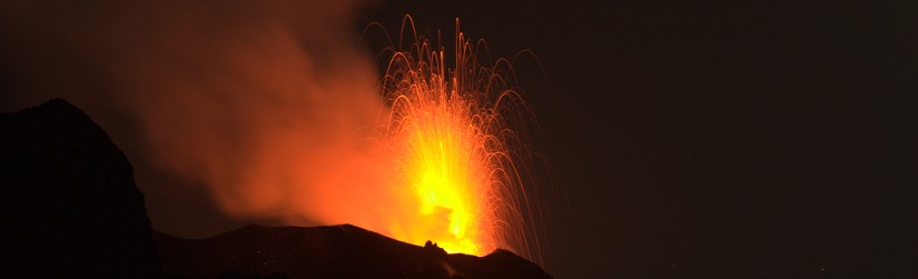 Stromboli, Eruption bei Nacht